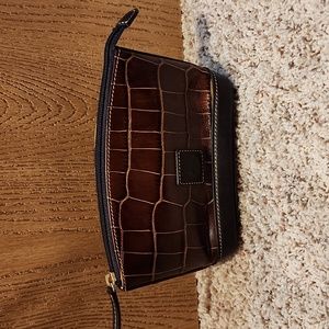 NWOT Dooney and Bourke Croc Embossed pouch